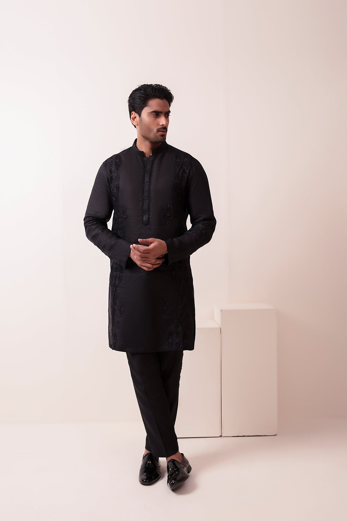 IRISH BLACK HAND STITCHEN APPLIQUE KURTA PAJAMA
