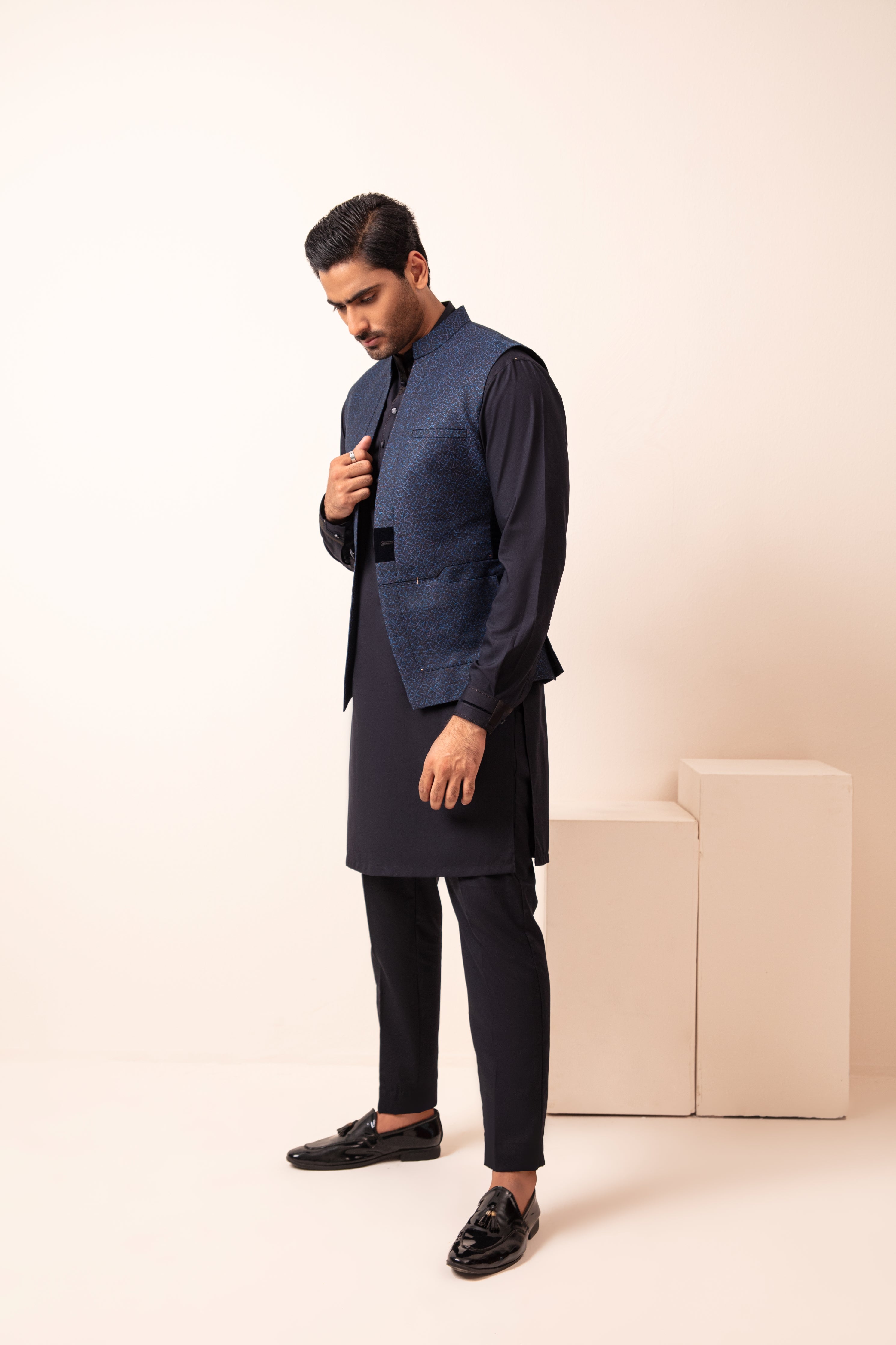 NAVY BLUE WAISTCOAT