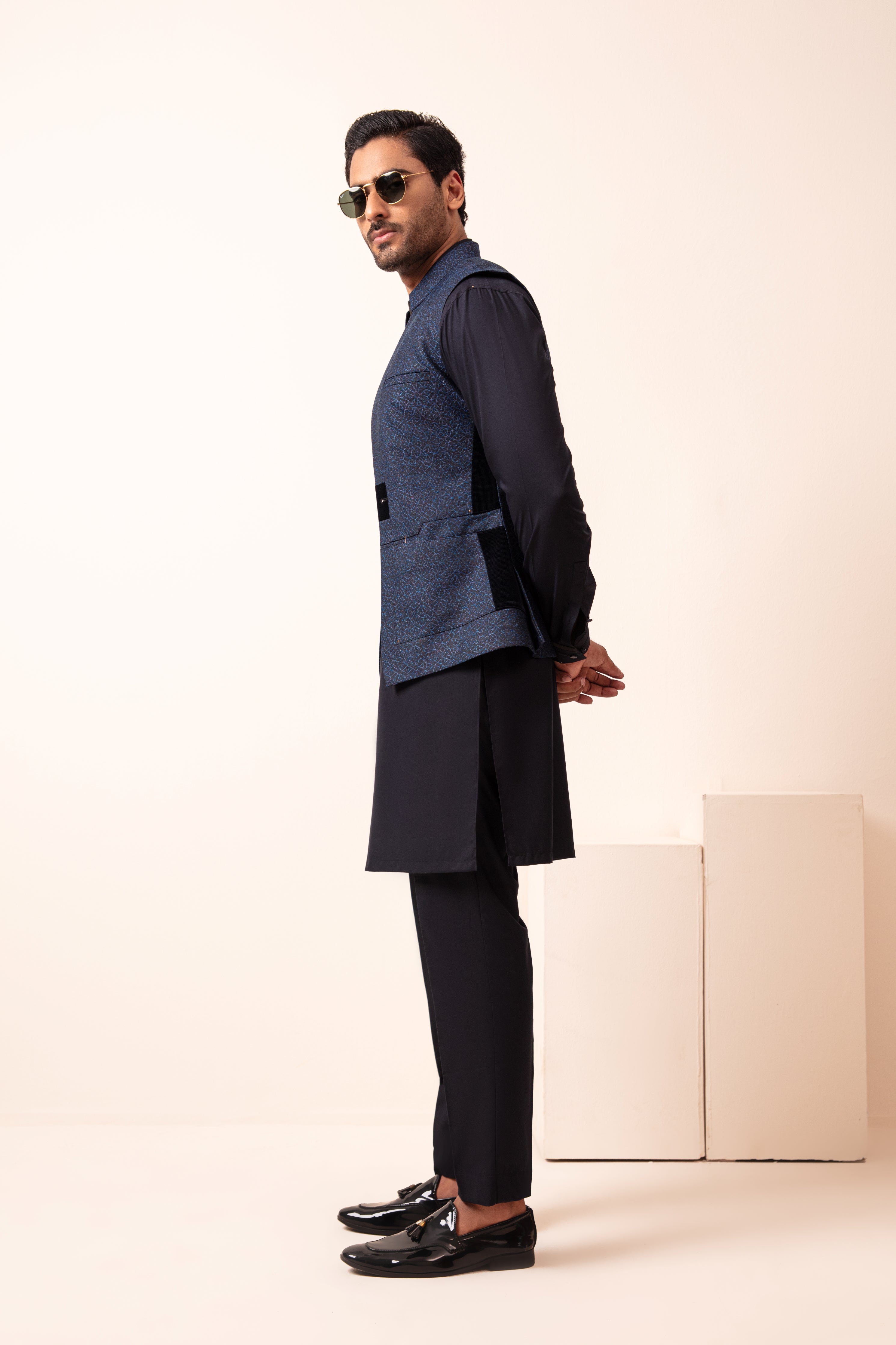 NAVY BLUE WAISTCOAT