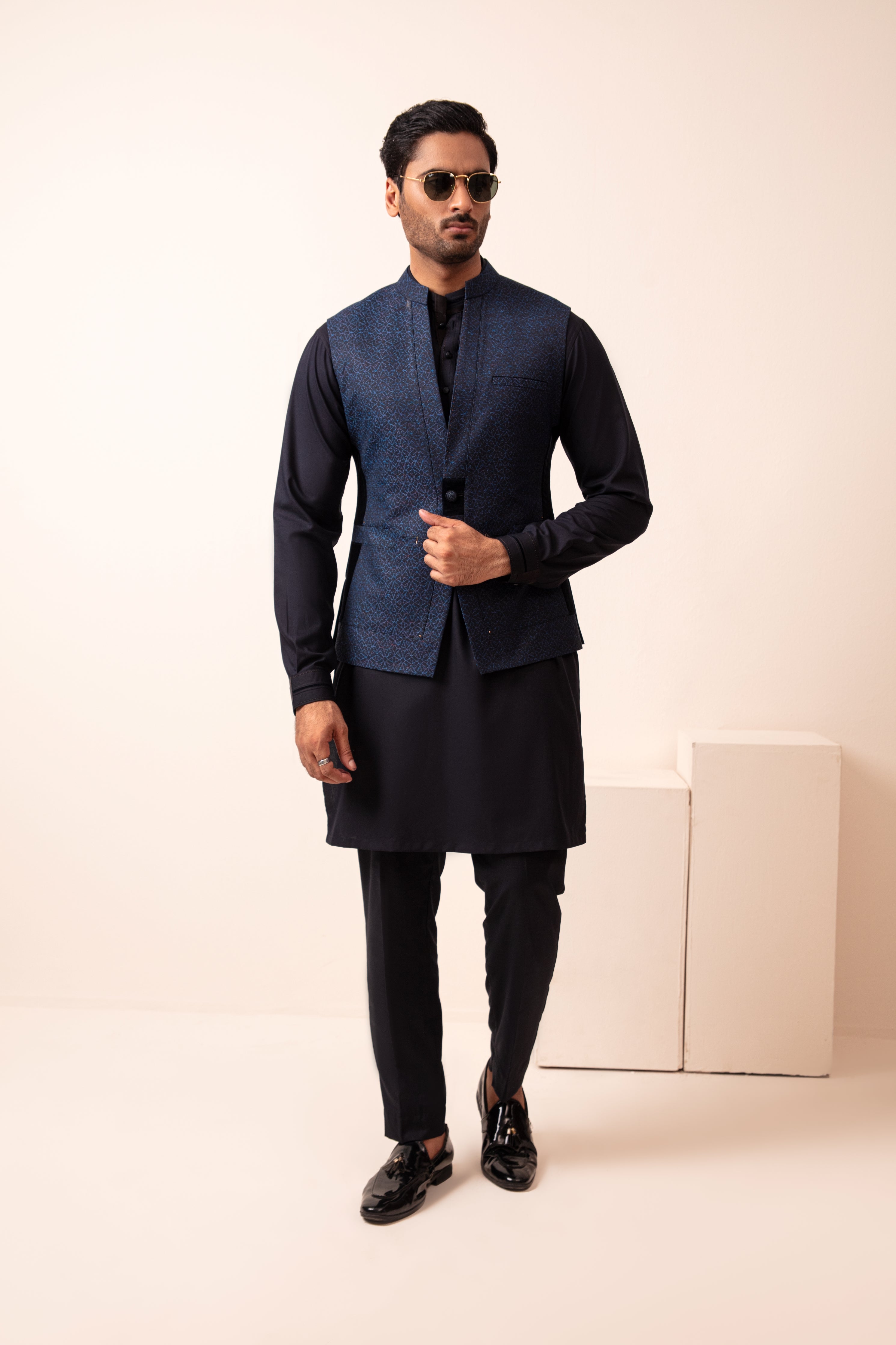 NAVY BLUE WAISTCOAT