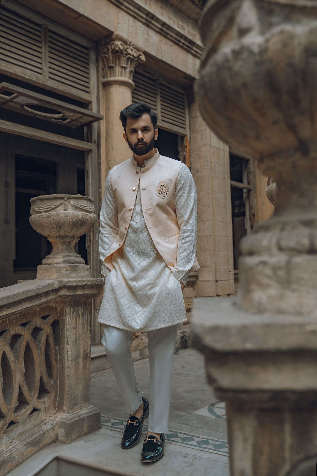SOFT CREAM WAISTCOAT