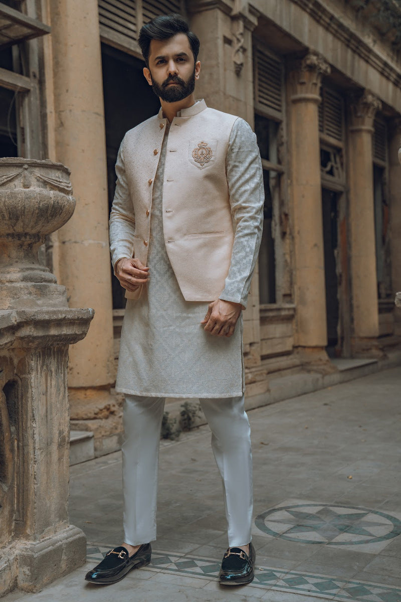 SOFT CREAM WAISTCOAT