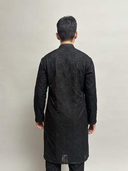 BLACK EMBROIDERED EMBOSSED KURTA