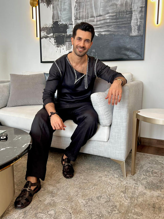 Black embroided kurta with trouser