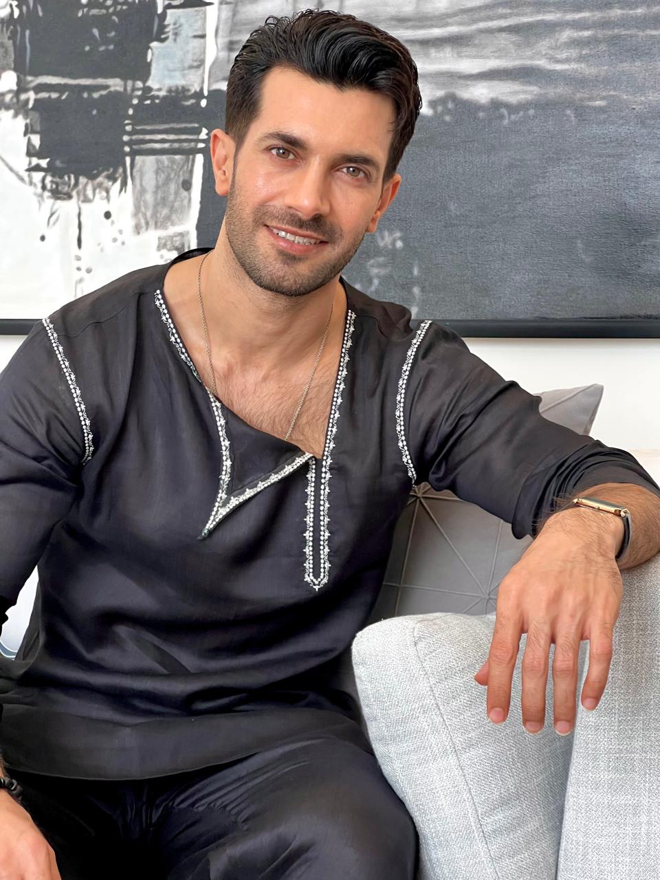 Black embroided kurta with trouser